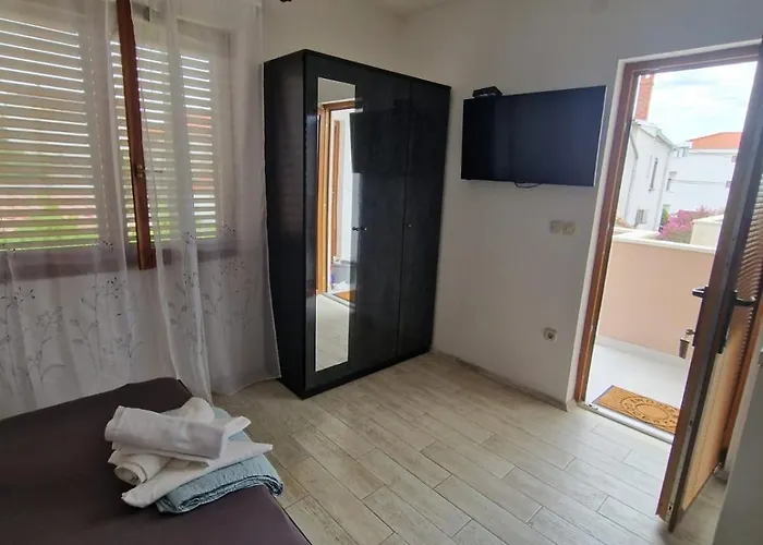 Apartman Simba Biograd Na Moru